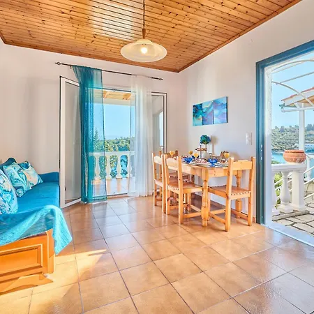 Dolphin 2 Apartment